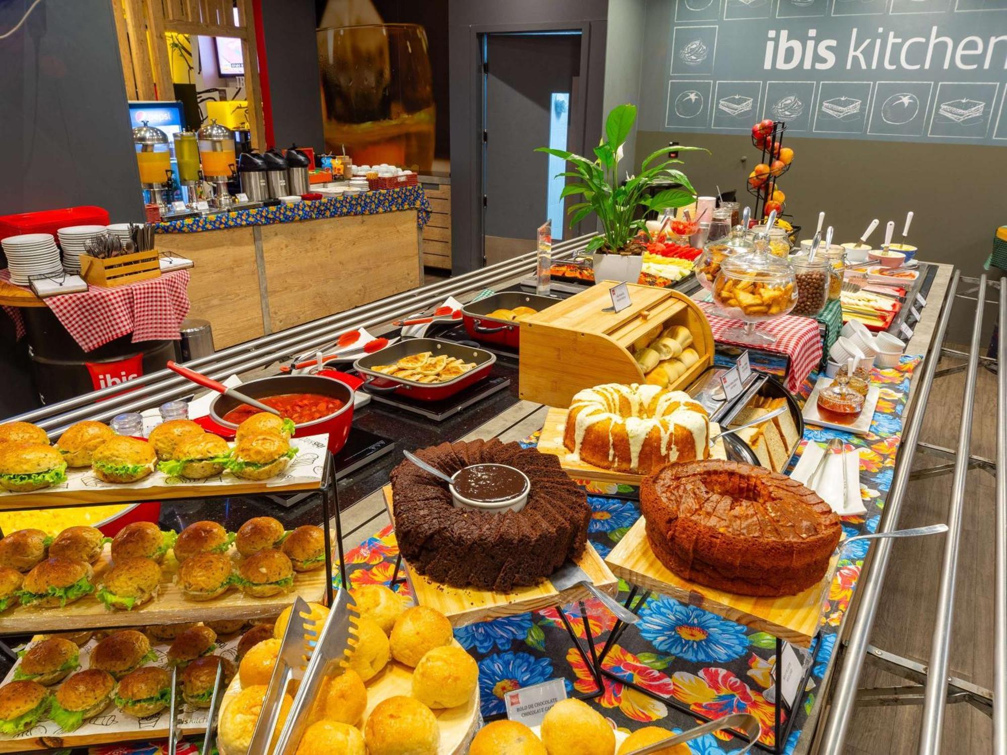Ibis Aeroporto 3*